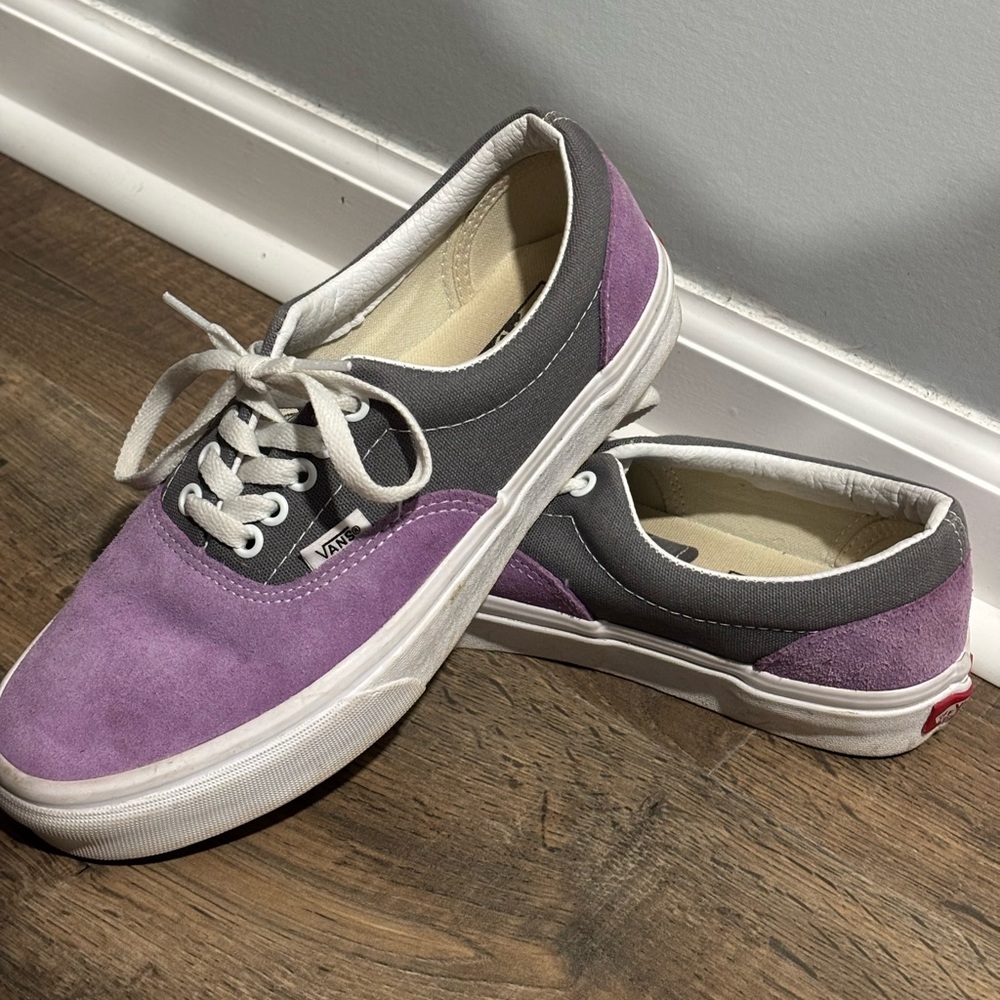 VANS Women purple Era vans Women 95 era size 8.5 womens and 7 mens